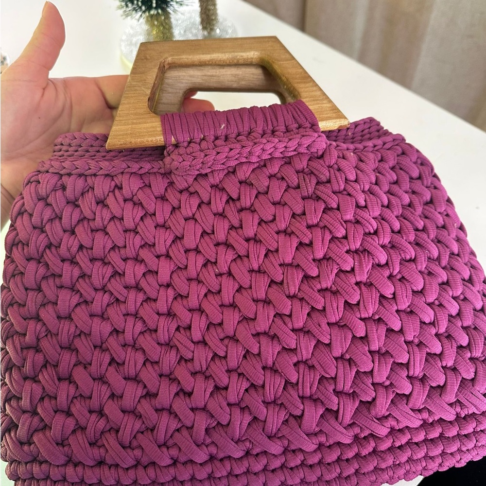 🎉Flurry Fashion Posh Party! 🎉 HANDMADE Handbag Purple with Wooden Handles NEW - Picture 8 of 8